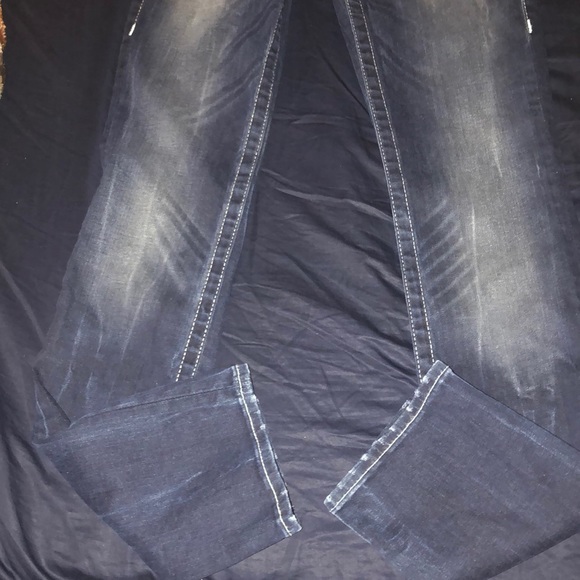 Auth True Religion slim straight diamond jeans - Picture 3 of 9